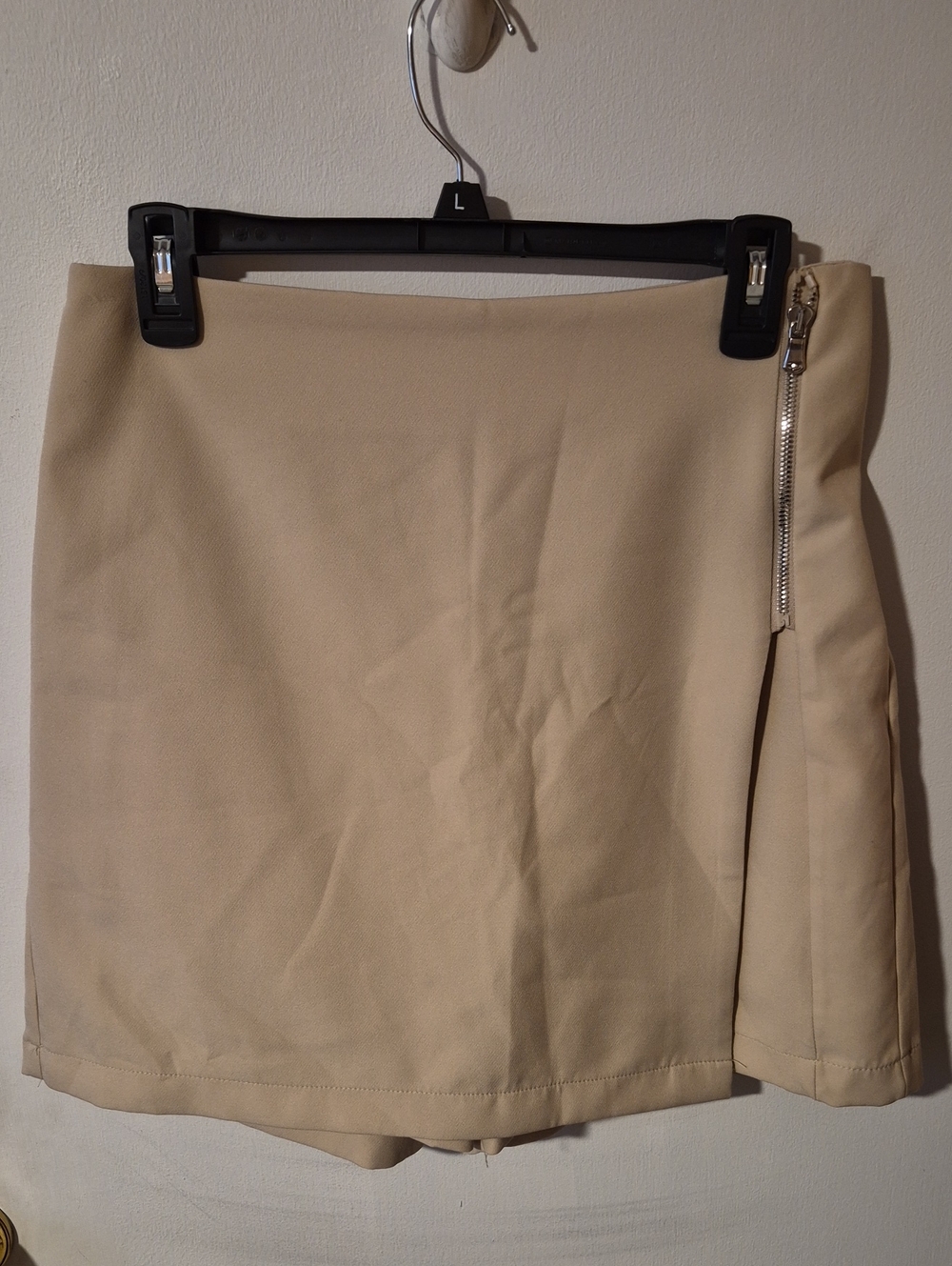 Trendyol Beige Mini Skirt with Side Zip